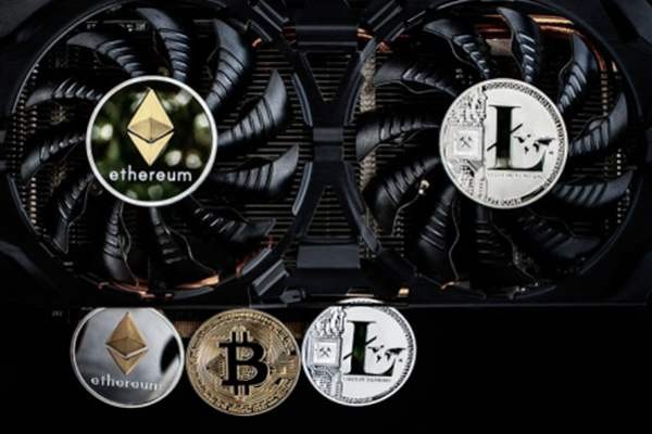 Цены на видеокарты для майнинга упали за год в два раза