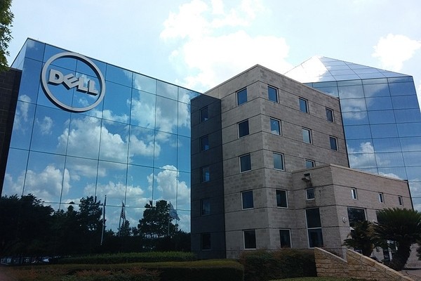 Квартальная прибыль Dell оказалась выше ожидаемой