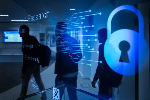 Cisco усиливает контроль за реселлерами в целях борьбы с пиратской продукцией