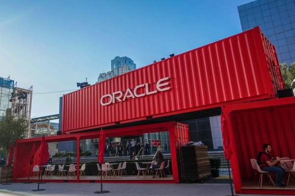 Цифровые помощники Oracle упростят поставки