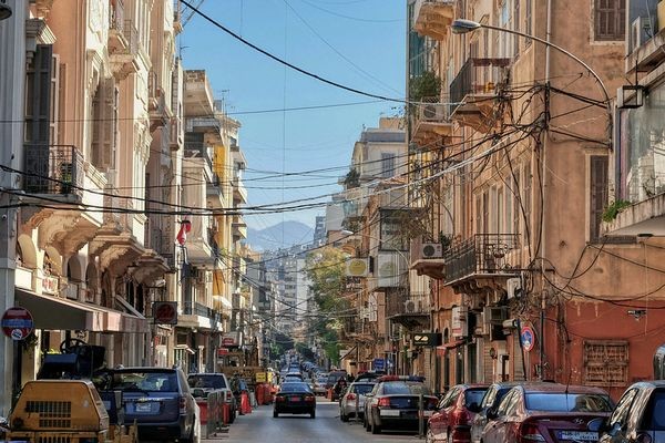 Власти Ливана собирались взимать плату за WhatsApp, но испугались массовых протестов