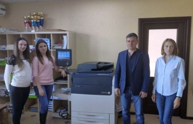 ЦПМ Xerox Versant 180 Press установлена в компании «Полиграфика»