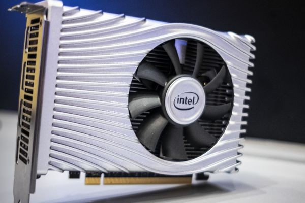 Дискретная графическая карта Intel DG1 уже существует — но пока только для разработчиков