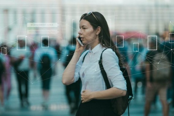 В Еврокомиссии отказались от идеи запретить распознавание лиц в общественных местах