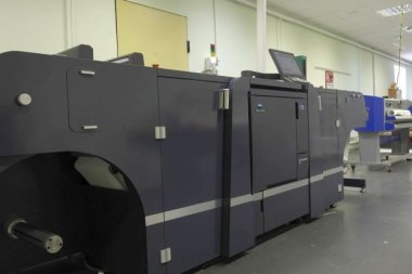 Первая в России этикеточная ЦПМ Konica Minolta AccurioLabel 230 установлена в типографии «МДМ-Флекс» 