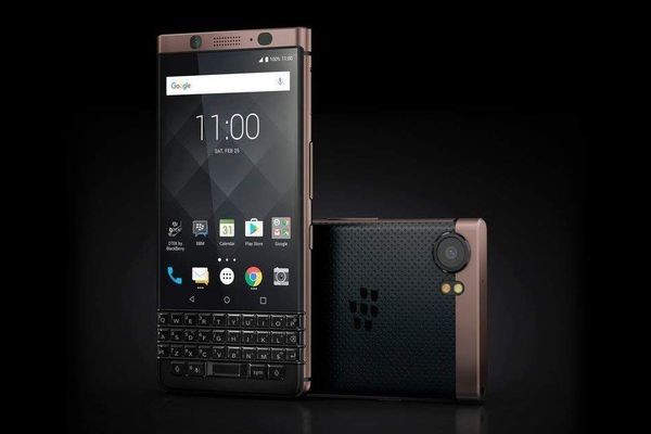 Производство смартфонов BlackBerry прекращается