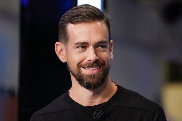 Хедж-фонд Elliott Management требует увольнения главы Twitter