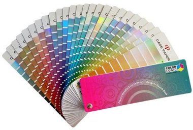 Color-Logic предлагает бесплатно файлы для печати открыток с металлизированными эффектами