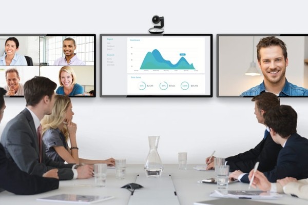 Zoom опережает по количеству пользователей Microsoft Teams