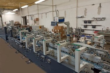 Вторая в России фальцевально-склеивающая линия DGM Smatrfold 650 установлена в типографии Vprint