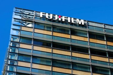 Fujifilm подвела итоги финансового года