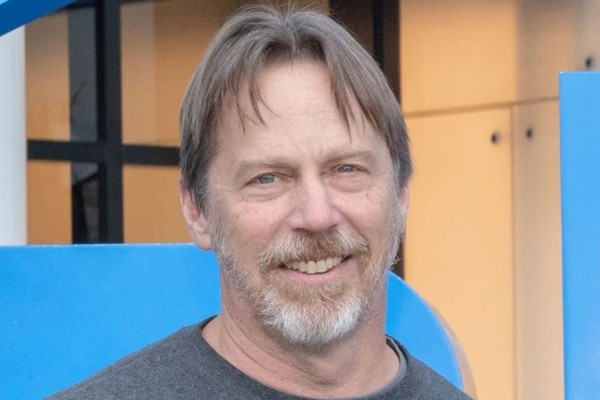 Известный конструктор процессоров Джим Келлер уходит из Intel