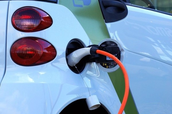 Индия направит на стимулирование производства аккумуляторов для электромобилей почти 5 миллиардов долларов