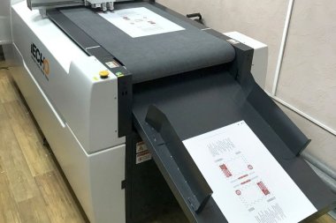 Режущий плоттер iEcho PK установлен в типографии Energyprint (Нижний Новгород)
