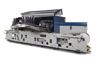 Domino выпустила высокопроизводительную струйную этикеточную ЦПМ следующего поколения на печатающих головках Brother