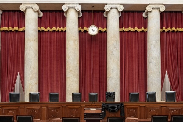 Дело Oracle против Google раскололо Верховный суд США