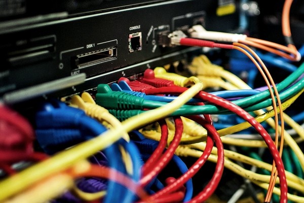 Роскомнадзор проверит серверы, хранящие видео YouTube