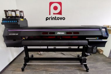 УФ-принтер Mimaki UCJV300-160 установлен в типографии Printovo (Краснодар) 