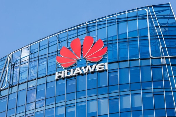Huawei сумела увеличить продажи, несмотря на американские санкции