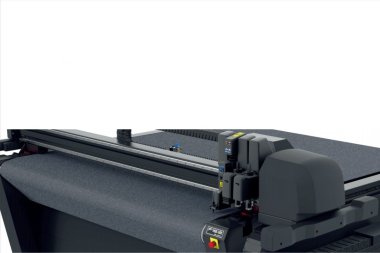Усовершенствованная серия F планшетных режущих плоттеров Summa: другой формат, больше возможностей