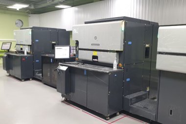 Первая в России ЦПМ HP Indigo 8000 установлена в типографии «Алайте-СПб» (Санкт-Петербург)