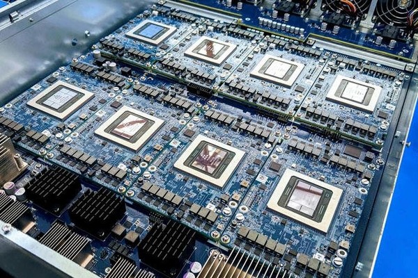 В Amazon заинтересовались ИИ-ускорителями Habana