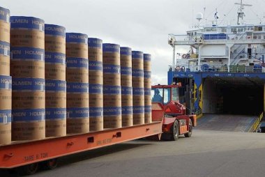 Holmen Paper начала выпуск очень лёгкой суперкаландрированной бумаги