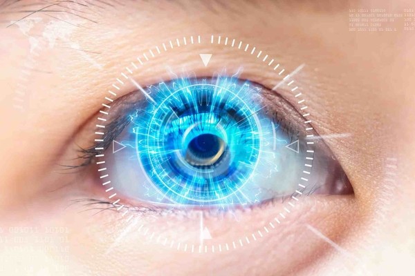 Искусственный интеллект помогает предотвращать слепоту у пожилых