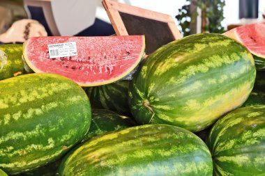 UPM Raflatac начала выпуск этикеточного материала OptiCut без подложки