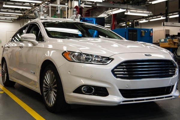 Ford предложит облачные сервисы на основе технологий Google