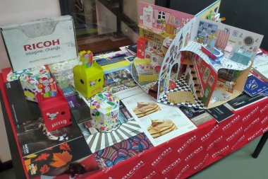 Цифровая печать и резка: большие возможности малого формата