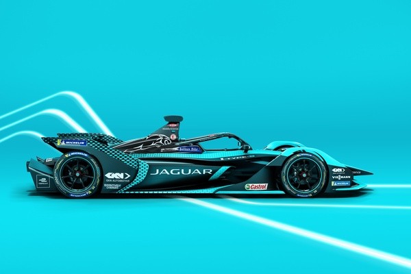 Micro Focus стал официальным партнером команды Jaguar Racing