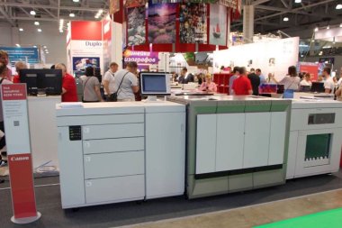 ЦПМ Canon varioPRINT 6000 TITAN установлена в типографии «Паблит» (Москва)