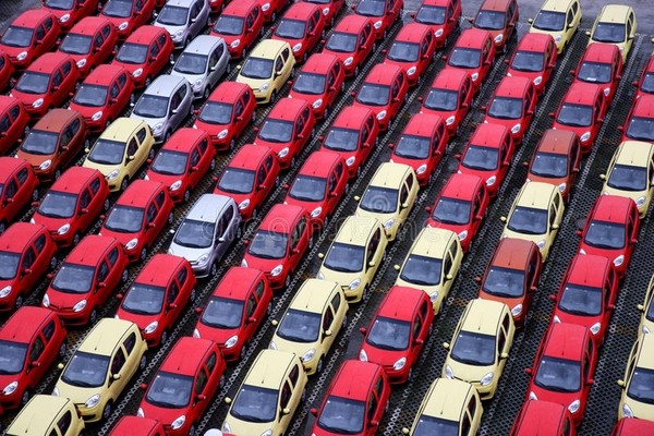 Слух: Huawei готовится бросить вызов Tesla и Apple на рынке электромобилей