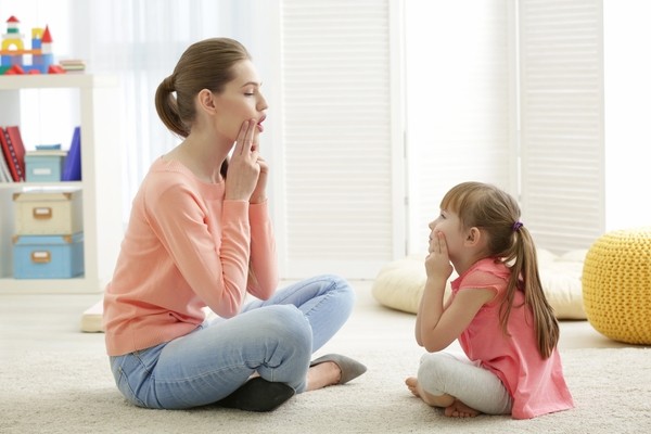 Телелогопед распознает дефекты речи малыша