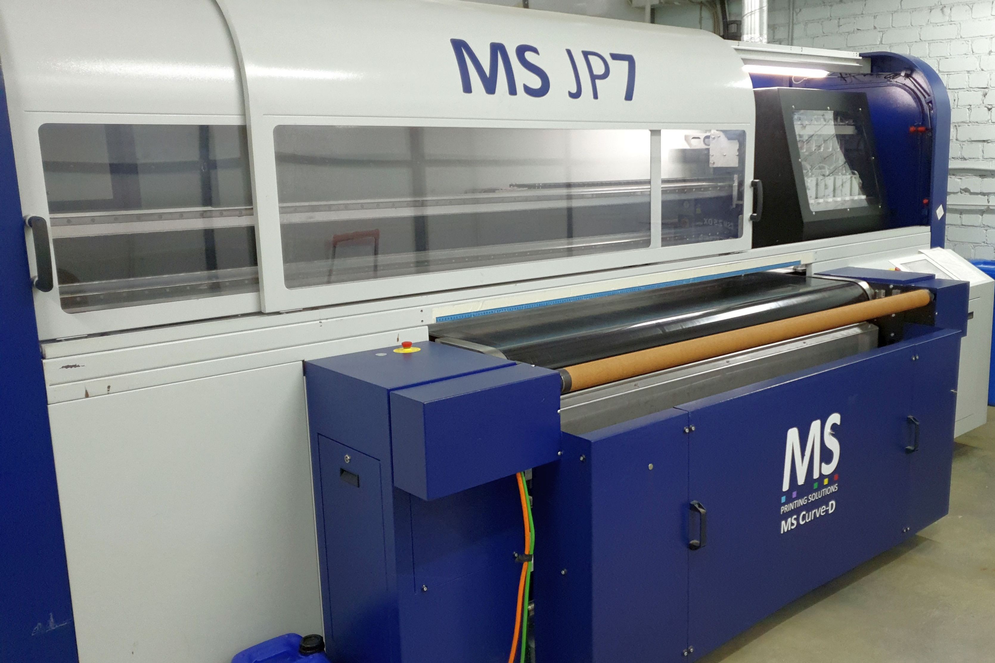 Текстильные принтеры MS JP7 и Epson установлены специалистами «Текстиль и технологии» в феврале–марте в Иваново, Санкт-Петербурге и Москве