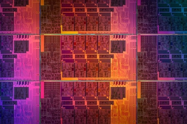 В Intel готовы делать процессоры по заказам других компаний