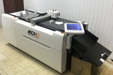 Режущий плоттер iECHO PK установлен в типографии «Белый ветер» (Пятигорск)