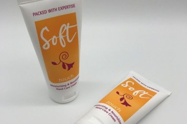 ACTEGA выпустила устойчивый лак Soft Touch для ламинатных туб