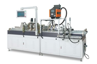 Машина SAILI SLC-850A для вставки магнитов установлена в типографии FineArtPrint (Москва)