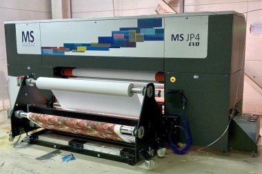 Промышленный принтер MS JP4 Evo для печати по текстилю установлен в РПК «Спринт» (Москва)