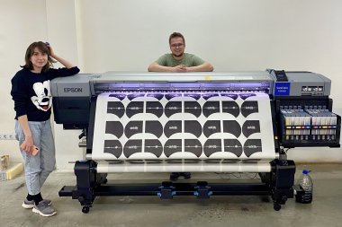 Сублимационные принтеры Epson SureColor SC-F9400 установлены в Екатеринбурге и Москве