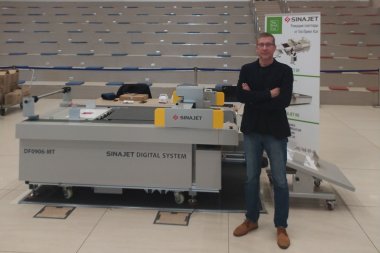 На PrintPARK 2021 состоялся дебют режущего плоттера Sinajet 