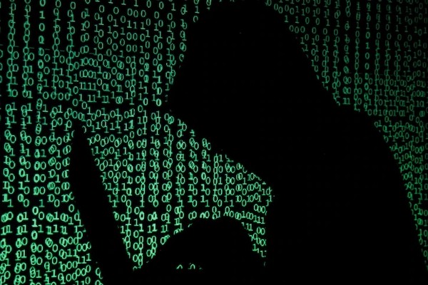 Microsoft: хакеры, взломавшие SolarWinds, продолжают атаки