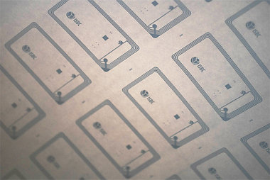 «Умная» бумага для типографий с перспективным видением