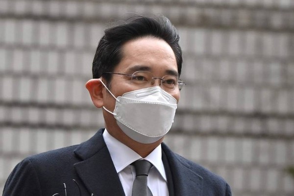 «Наследный принц Samsung» вышел из тюрьмы