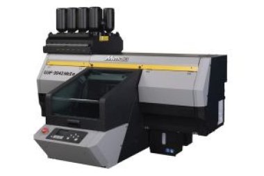 Mimaki выпустила линейку высокопроизводительных струйных принтеров для прямой печати на объёмных предметах