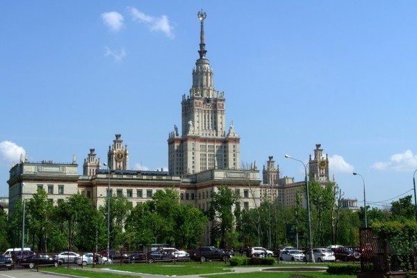 Курс по искусственному интеллекту стал обязательным для студентов МГУ