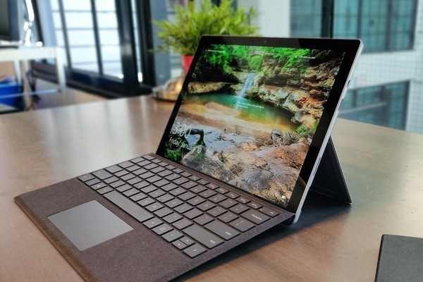 Пополнения в линейке Microsoft Surface призваны поднять популярность Windows 11