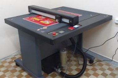 Планшетный режущий плоттер Vulcan FC-800VC установлен в типографии «Рубикон» (Ярославль) 